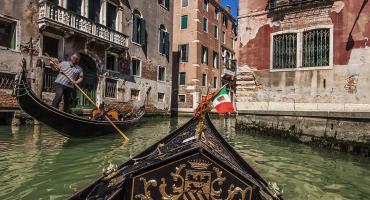 SERENATA IN GONDOLA