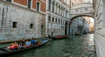 gondola ride with serenade